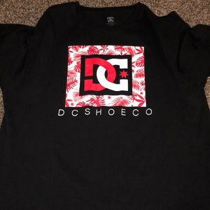 Dc shoe co tee